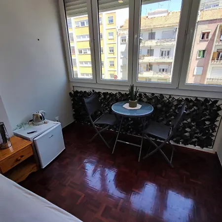 With Ac In Penha De Franca, Casa de hóspedes *